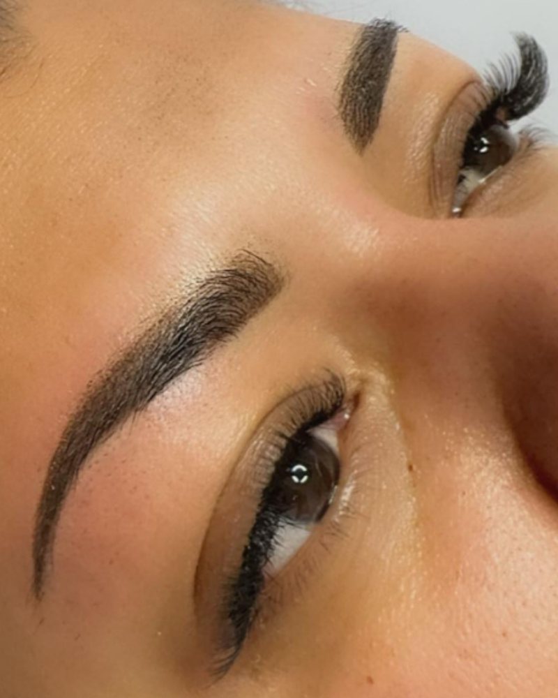 Defined permanent brows