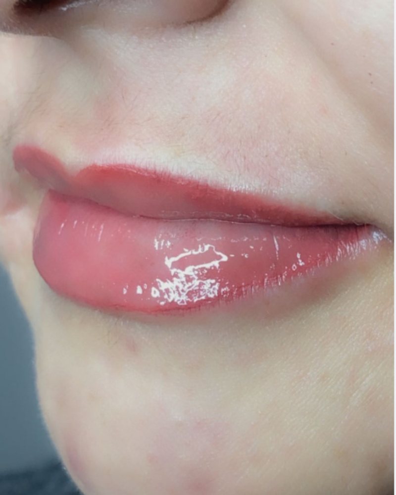 Rosy permanent lip color